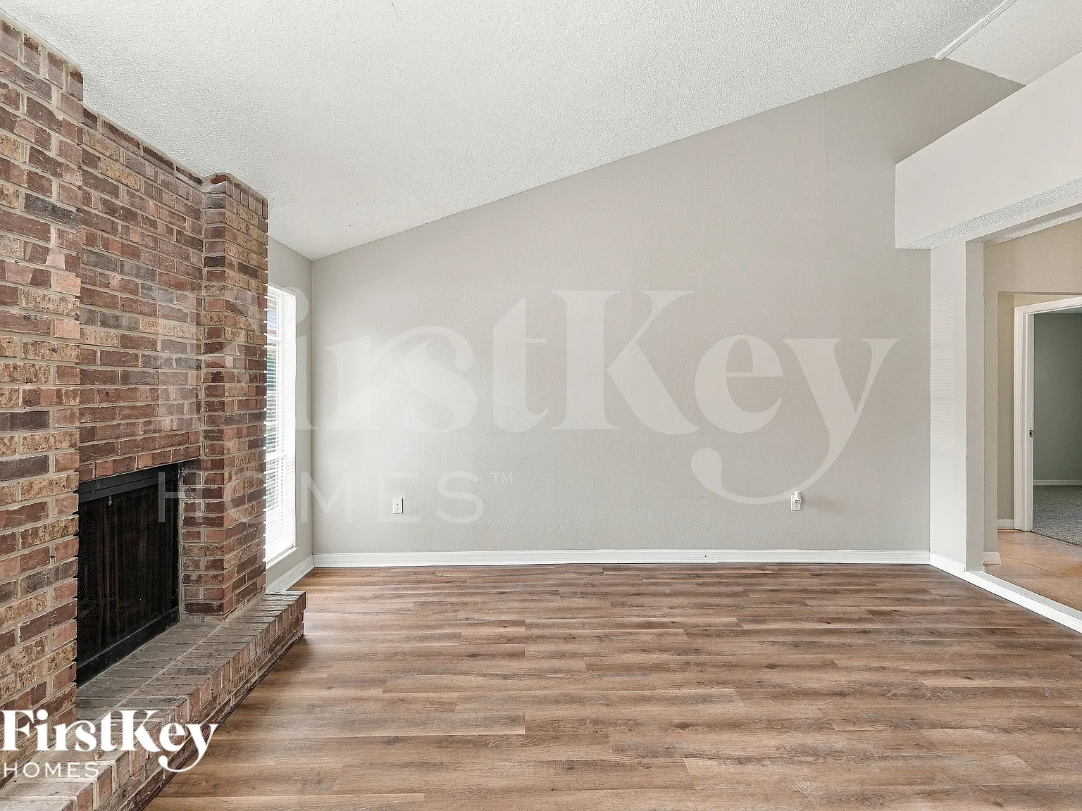 3 bed, 2.0 bath, 1884 sqft, $1,750 — Photo 4