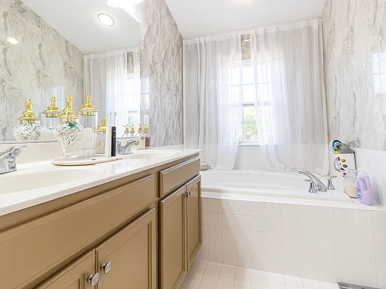 2607 River Basin Ln — Photo 13
