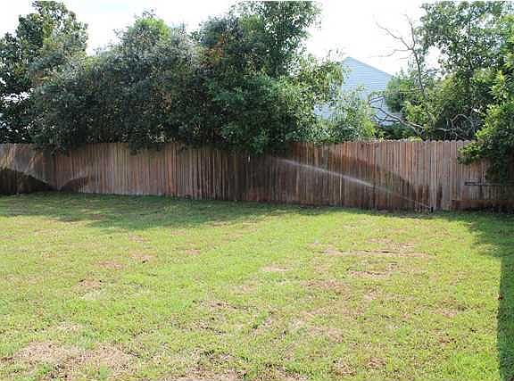 3rd image of 453 W Park Dr