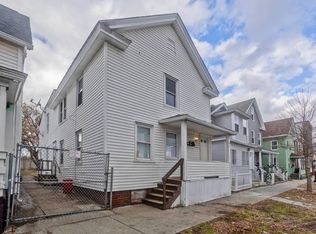 63 Pine St, Holyoke, MA 01040
