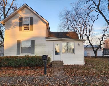 110 S College St, Assumption, IL, 62510