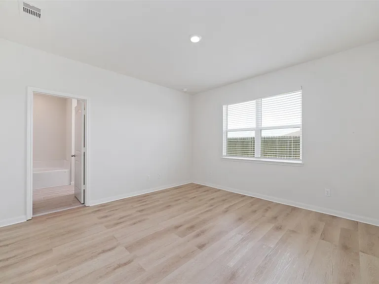 3000 Iron Woods Dr — Photo 18