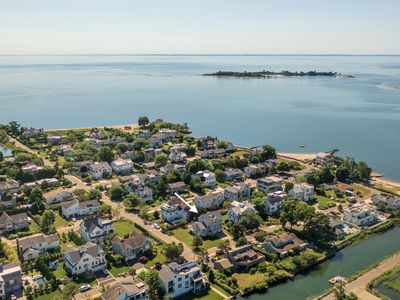 29 Spriteview Avenue, Westport, CT, 06880