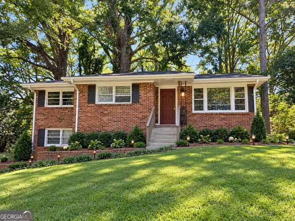 1724 E Mercer Dr, Griffin, GA 30223