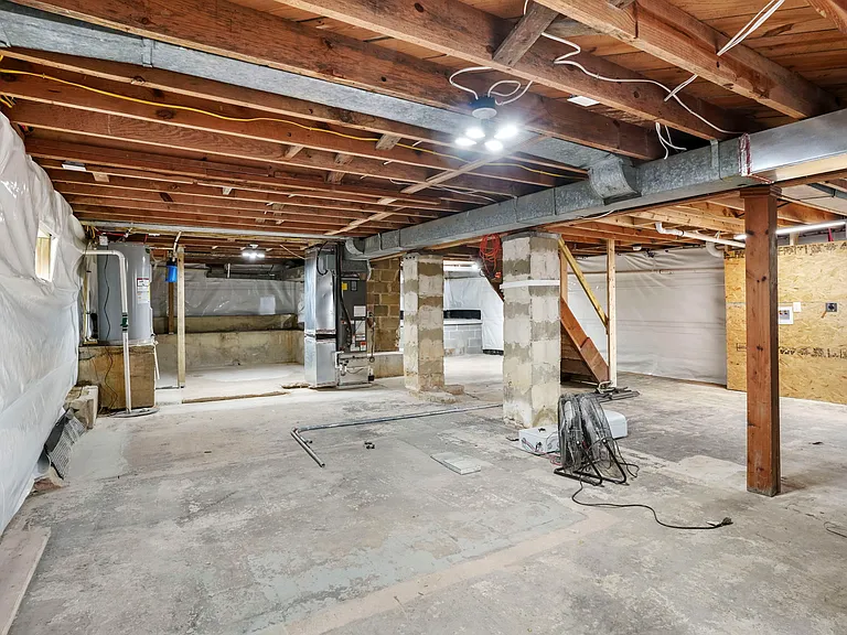 19717 Oak Ct — Photo 19