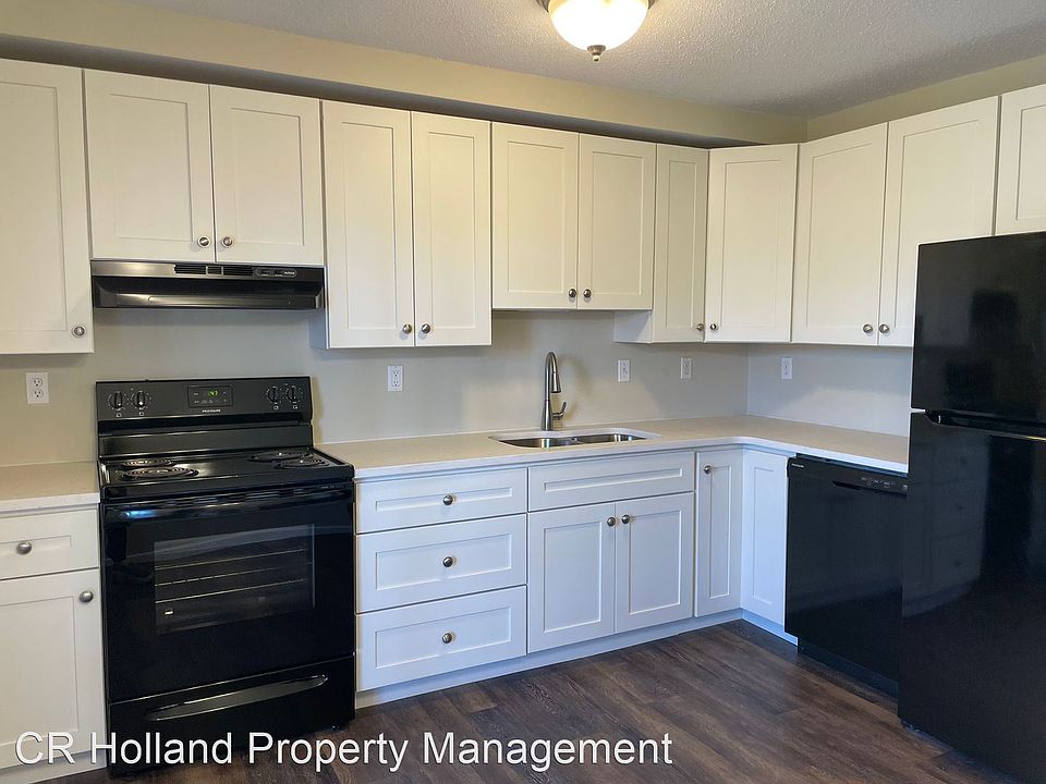 1st image of 927 Bradley St #9100767