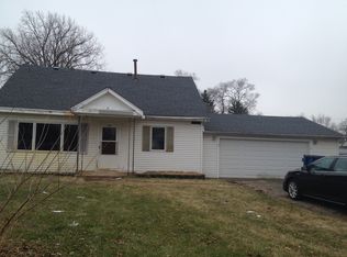 2422 Chestnut St, Joliet, IL 60435