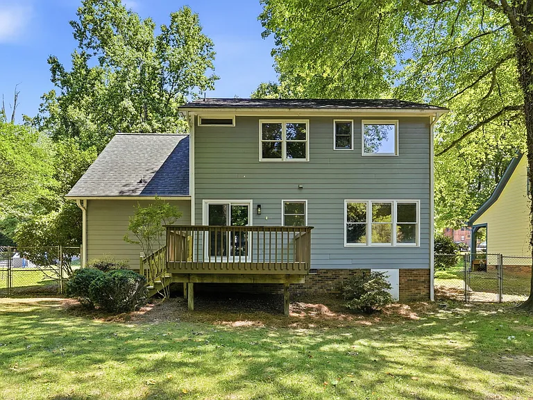 1424 Brookwood Dr — Photo 42