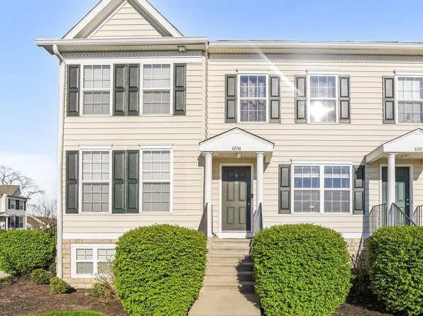 6094 Phar Lap Dr #16, New Albany, OH 43054