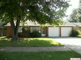 528 Warwick Dr, Muskogee, OK 74403