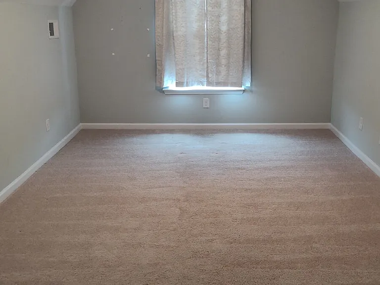 107 Westover Dr — Photo 15