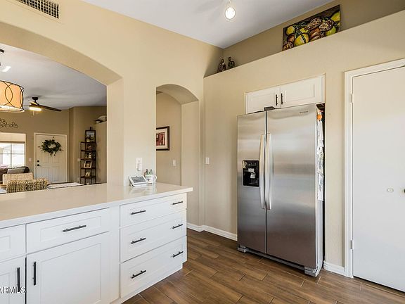 3rd image of 3243 E Hononegh Dr