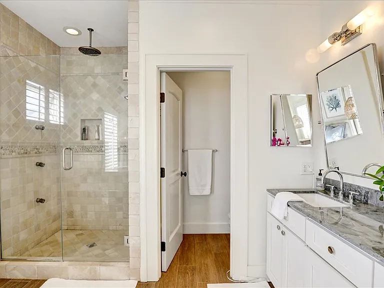 425 1/2 Fernleaf Ave #B — Photo 6