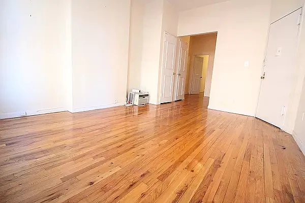 Rented by Luxor Homes & Investment Realty | media 7