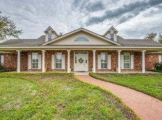 1124 Forest Rd, Stephenville, TX 76401