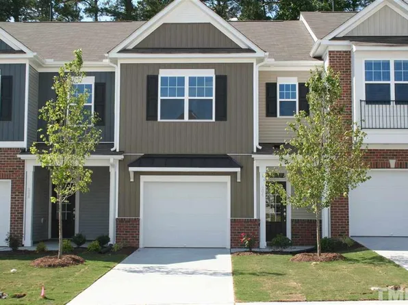 204 Traphill Dr, Morrisville, NC 27560