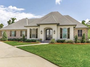113 Anna St, Belle Chasse, LA 70037