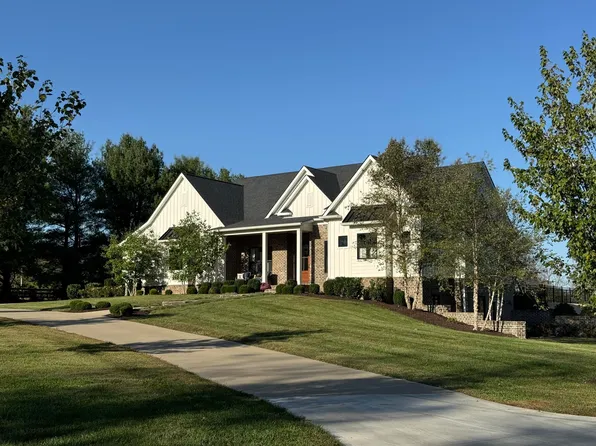 540 Cave Spring Rd, Nicholasville, KY 40356
