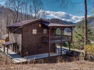 1013 Shepard Dr, Hayesville, NC 28904