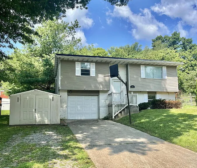 2605 Singing Hills Dr — Photo 4