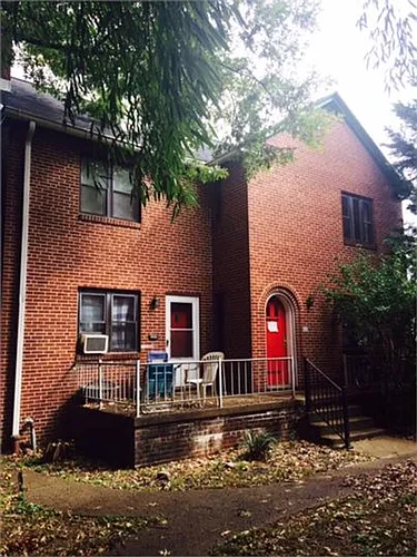 1508 1/2 Lee St E Photo 1