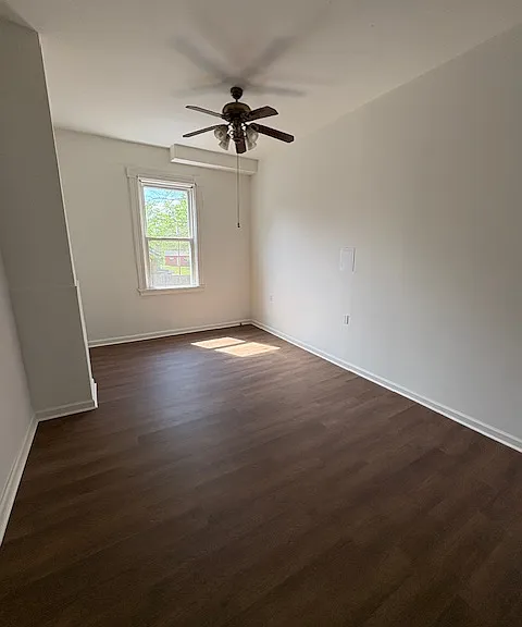 310 E Piedmont St #102 — Photo 5