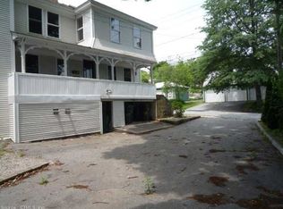 10 Robinson St, New London, CT 06320