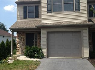 359 S Angle St, Mount Joy, PA 17552
