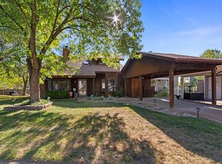 412 Great Hill Dr, Ballwin, MO