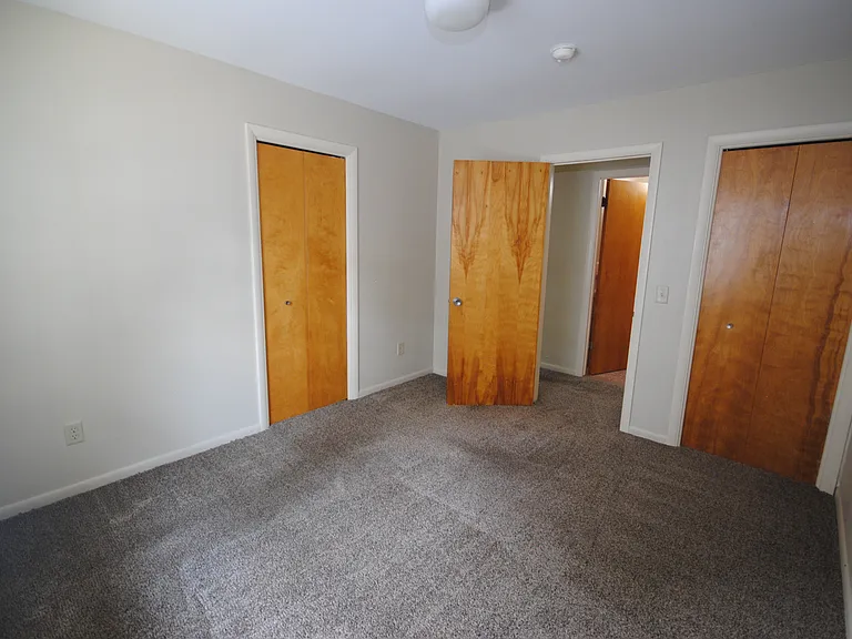512 N Ashley St — Photo 23