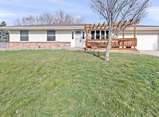 5318 Pebble Creek Trl, Loves Park, IL 61111