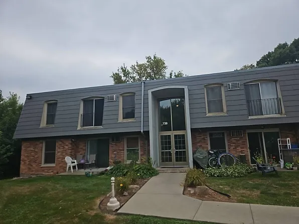 739 11th Ave S APT 6, Hopkins, MN 55343