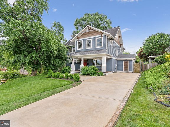 2nd image of 3703 Heather Ct