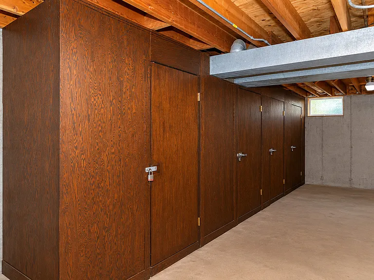 31 Green Oaks Dr #B — Photo 12