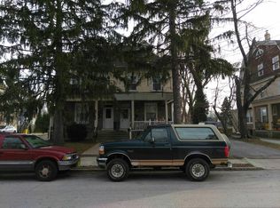 135 Grandview Rd, Ardmore, PA 19003