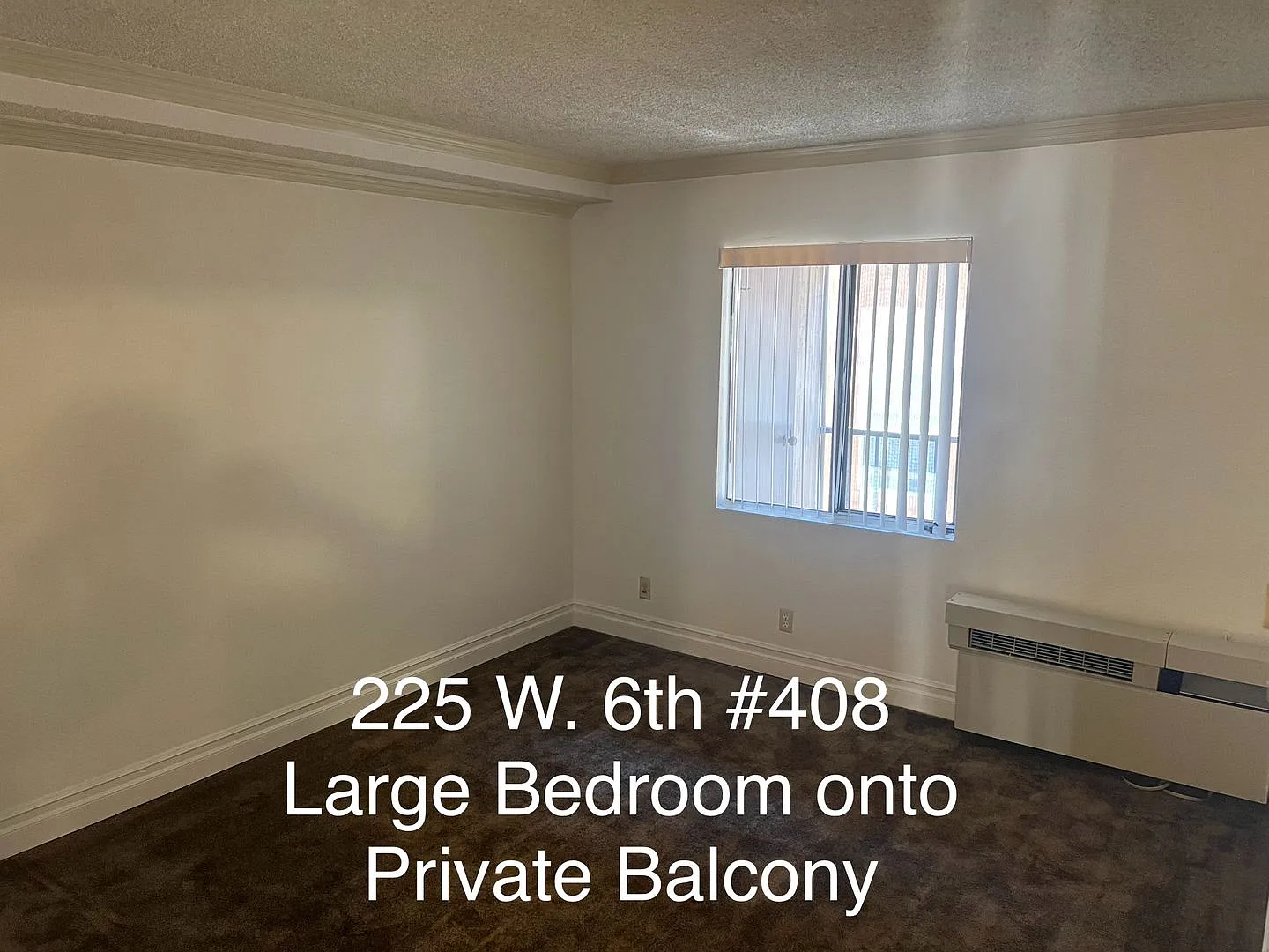 Penthouse (almost) 4th Floor CONDO — Photo 4