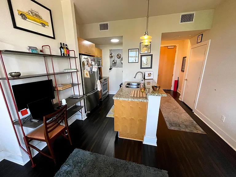 603 Davis St #709 — Photo 9