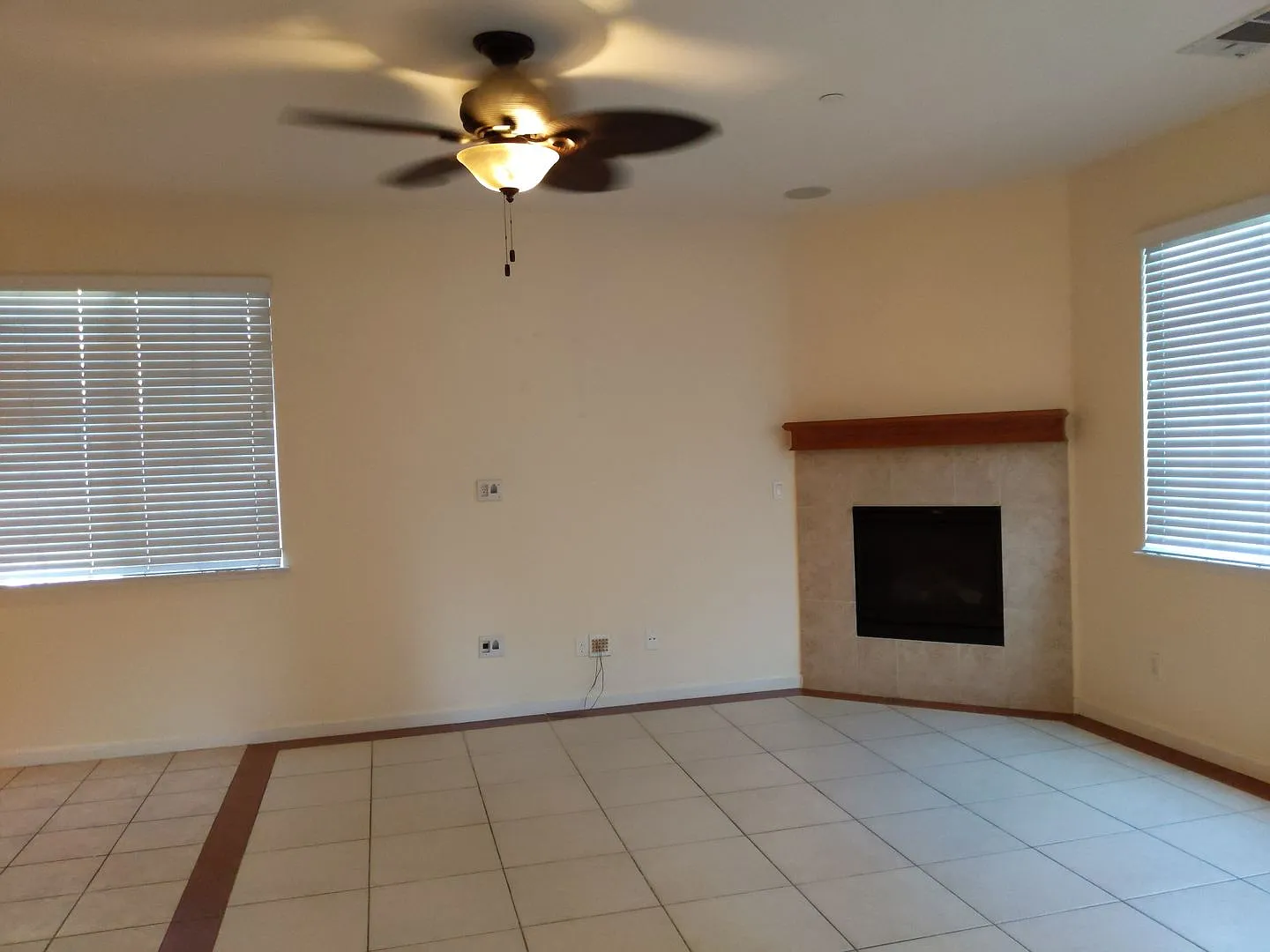 North Vacaville Location! — Photo 2