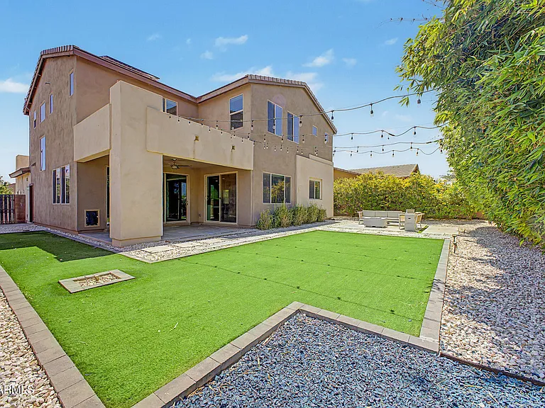 15912 W Sierra St — Photo 41