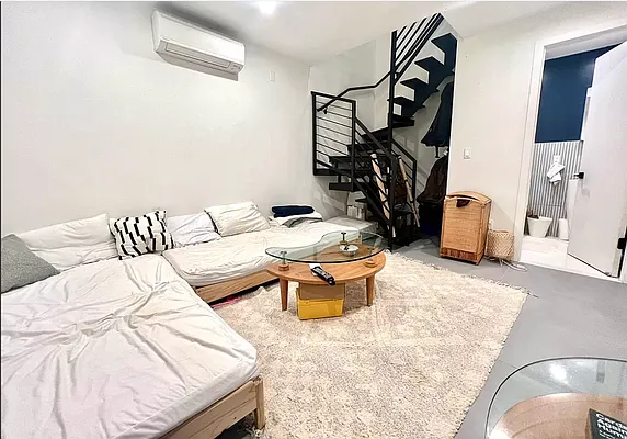 Rented by WaterStone Group, LLC | media 11