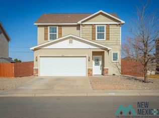 1031 Heather Dr, Roswell, NM 88203