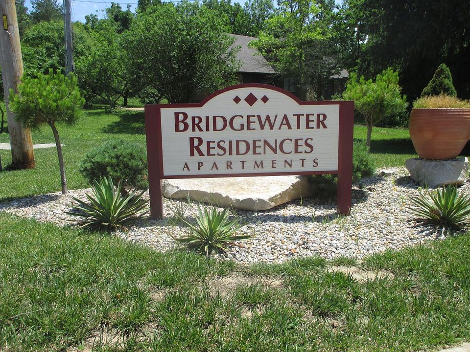 19 Kassebaum Ln Saint Louis MO Zillow