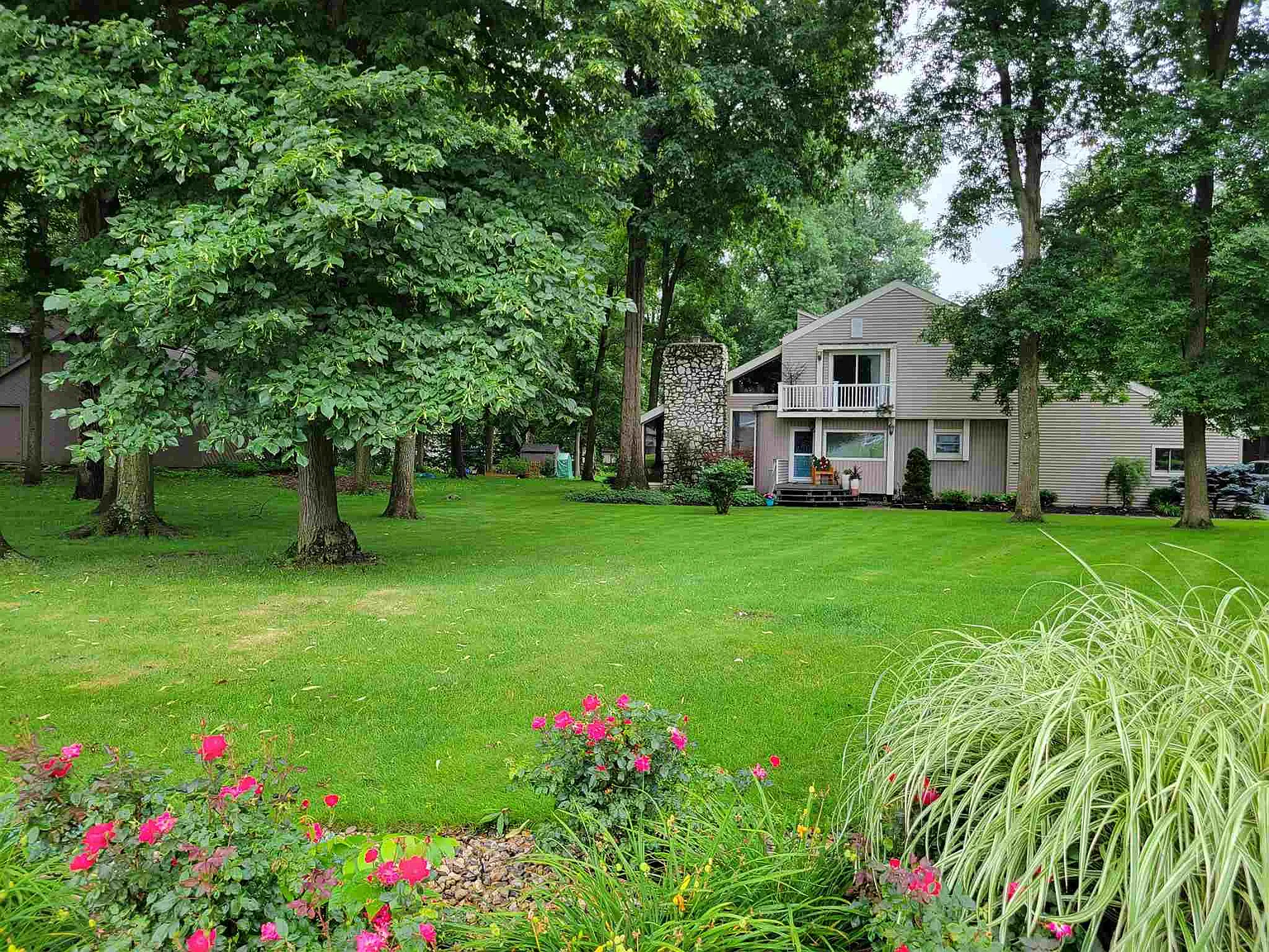 287 E High Circle Dr photo 1