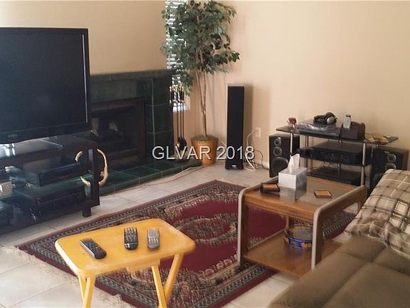 3rd image of 7252 Girard Dr