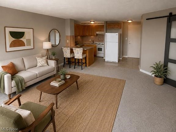5th image of 11850 Edgewater Dr APT 925
