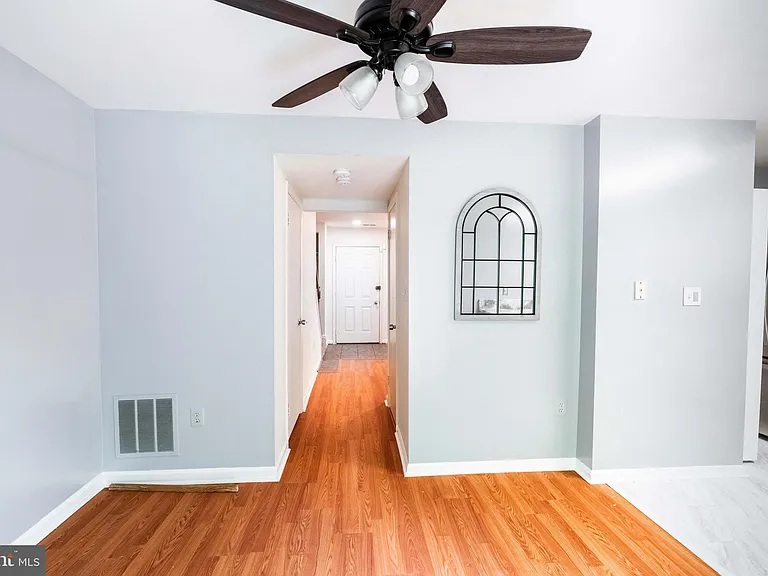 2922 Strauss Ter — Photo 18