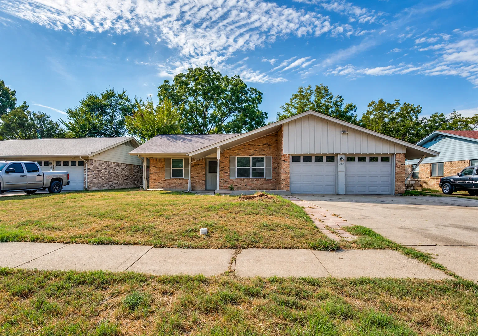 Spacious & Move-In Ready: Charming 4-Bedroom Home in Grand Prairie! — Photo 1