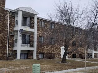 331 Prairiewood Cir S UNIT 1, Fargo, ND 58103