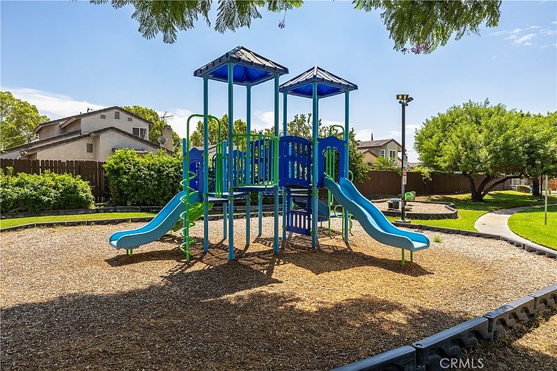 Listing photo 58 of 60