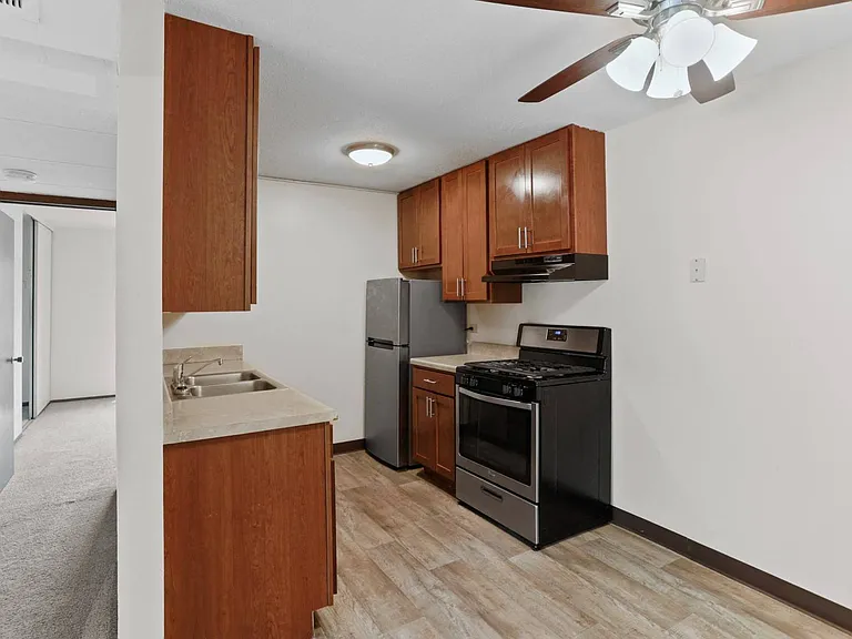 Parkridge Way Apartments — Photo 22